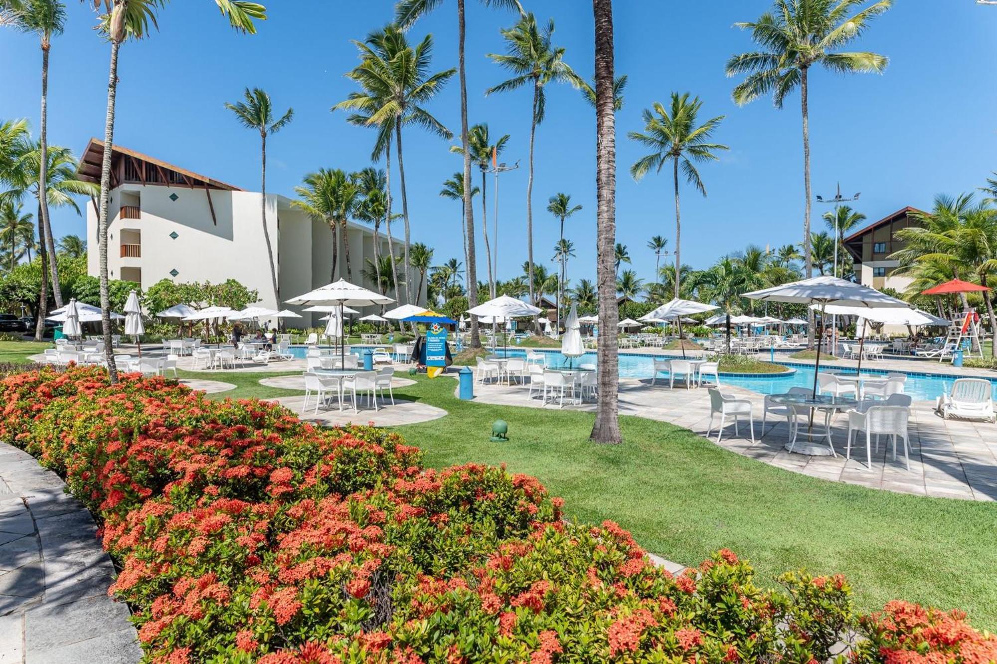 Marulhos Suites Resort Muro Alto Beira Mar Por Brevelar ปอร์โต จิ กาลินญาส ภายนอก รูปภาพ